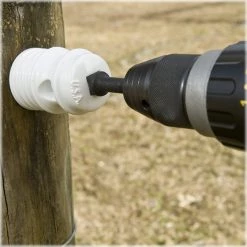 Zareba Duralator Wood Post Self-Drilling Insulator